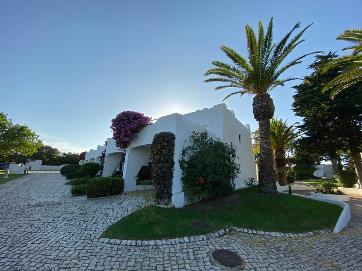 Superb Beach Townhouse At Vila Gaivota Resort Ferragudo Luaran gambar